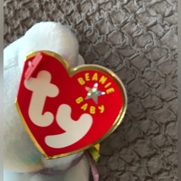 Cheery rainbows and sunshine bear NWT - Picture 2 of 10